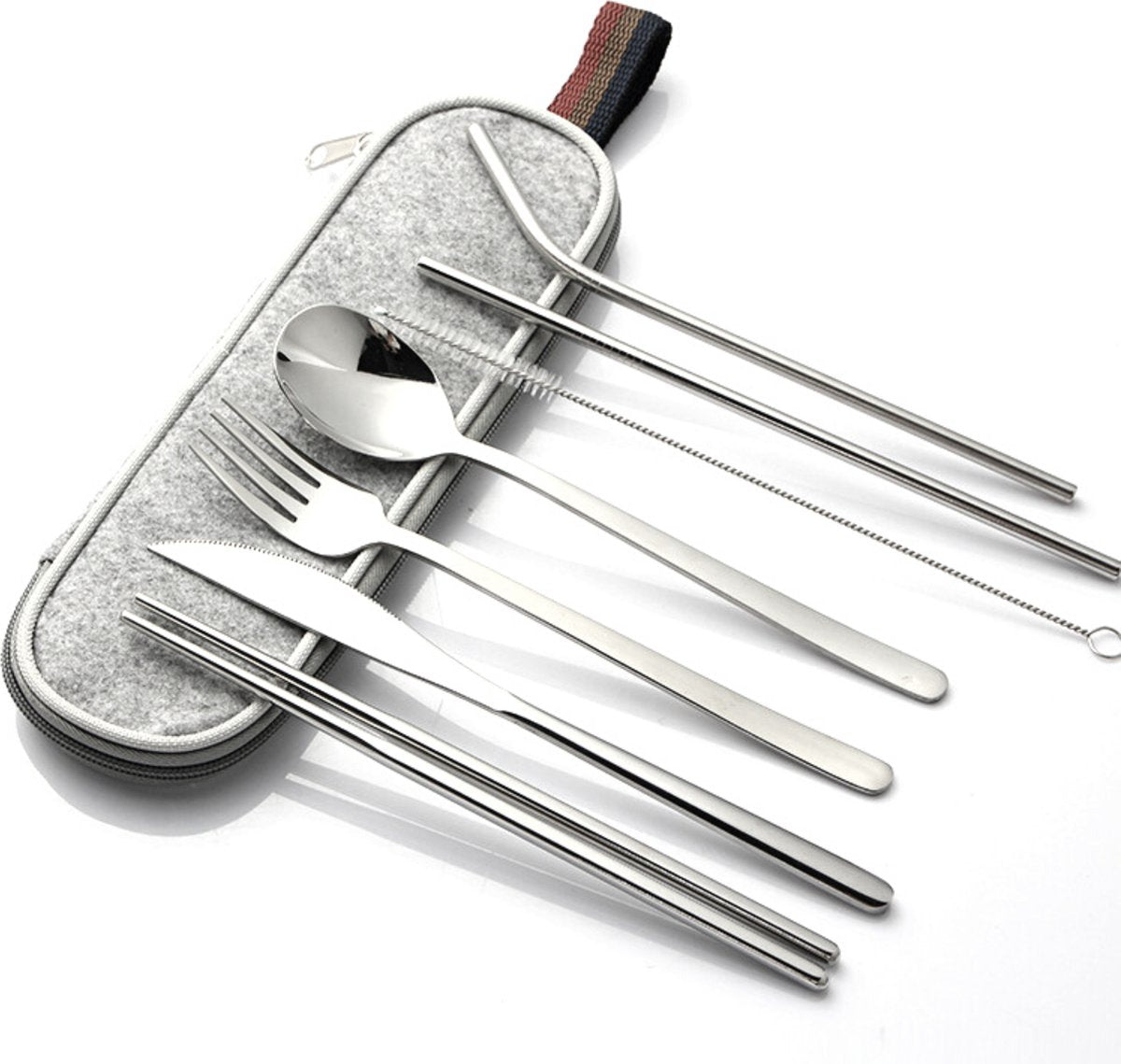  House Of Husk Reisbestek - Reis Bestekset - Chopsticks - Metalen Rietjes Met Borstel - Lepel - Vaatwasserbestendig - RVS - 7 Delig - Zilver