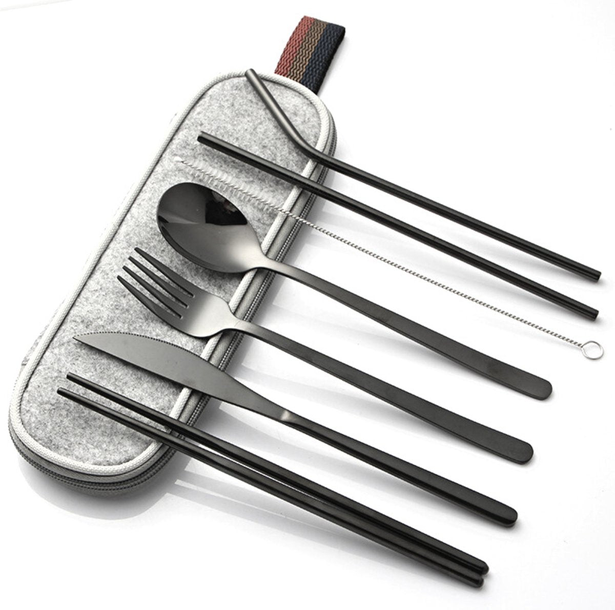  House Of Husk Reisbestek - Reis Bestekset - Chopsticks - Metalen Rietjes Met Borstel - Lepel - Vaatwasserbestendig - RVS - 7 Delig - Zwart