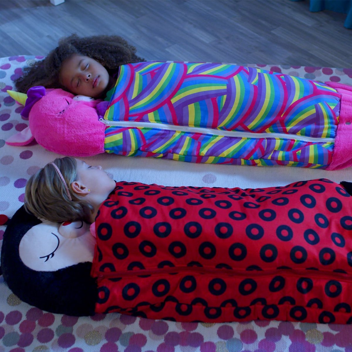  Mediashop Happy Nappers Kinderslaapzak - 2-in-1 Zachte Knuffel En Zomerslaapzak - Roze Eenhoorn Motief Voor Kinderen Van 3 Tot 6 Jaar