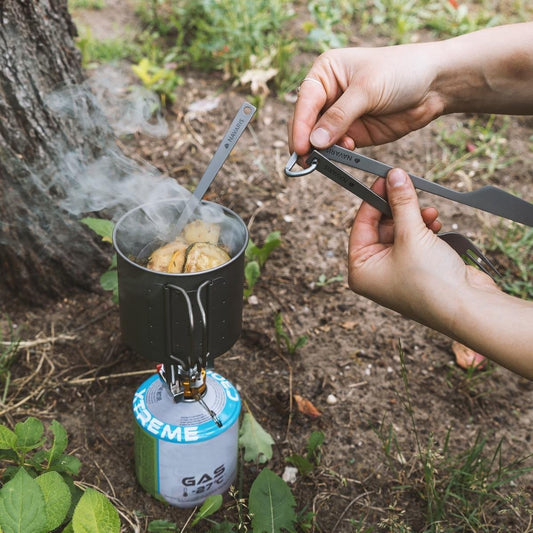  Navaris Campingbestek Van Titanium - Set Met Vork, Mes En Lepel - Bestekset Voor Onderweg En Op Reis - Inclusief Karabijnhaak En Bewaarzakje