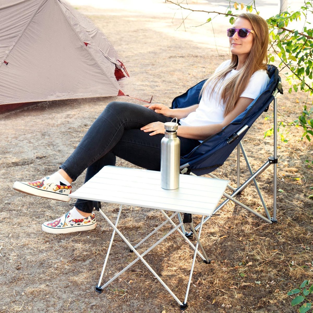  Navaris Campingtafel - Inklapbaar Campingtafeltje Van Aluminium - Opvouwbare Tafel Inclusief Draagtas - Picknicktafel - Zilver