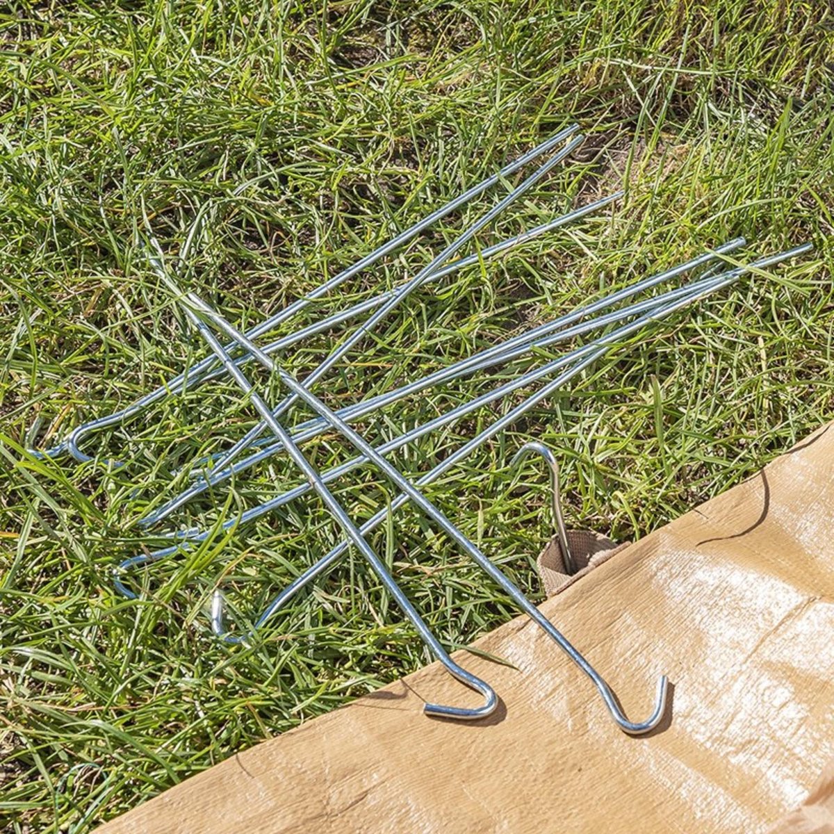 PROPLUS 10x Stuks Grondpennen/tentharingen Metaal Halfrond 30 Cm - Kampeer Artikelen Voor Tent Of Windscherm