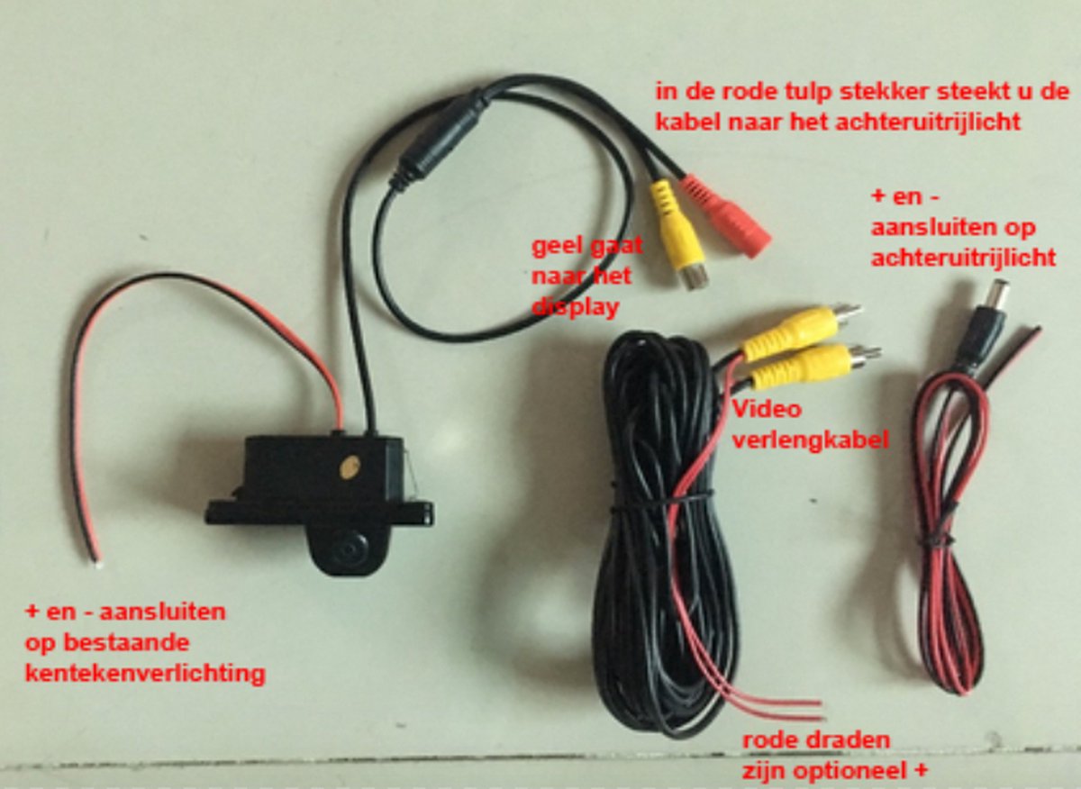  Achteruitrijcamera Op Plek Van Kentekenverlichting (zonder Display) / 658x462 Pixels / Kleur